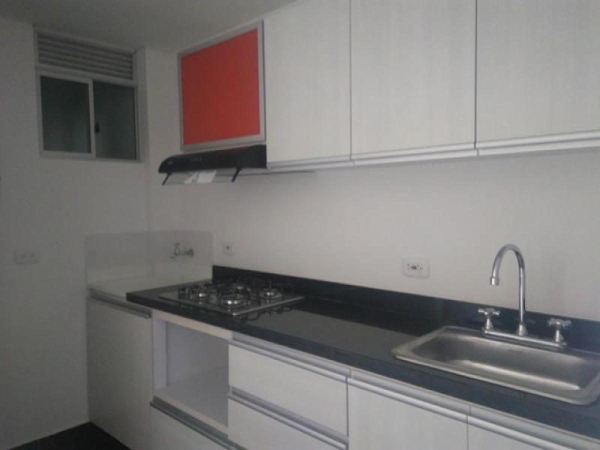 2 bedrooms House in Bogota, Colombia No. 11472