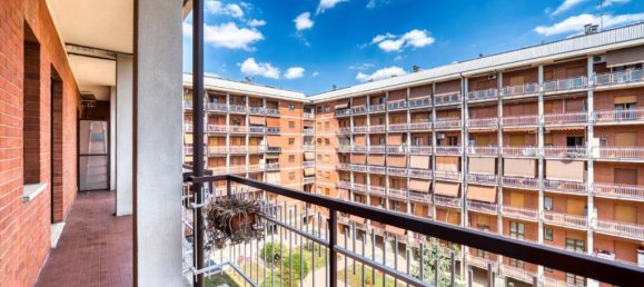 2 bedrooms Apartment in Turin, Italy No. 340399 12