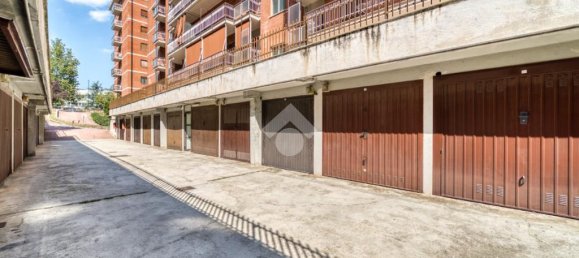 2 bedrooms Apartment in Turin, Italy No. 340399 26