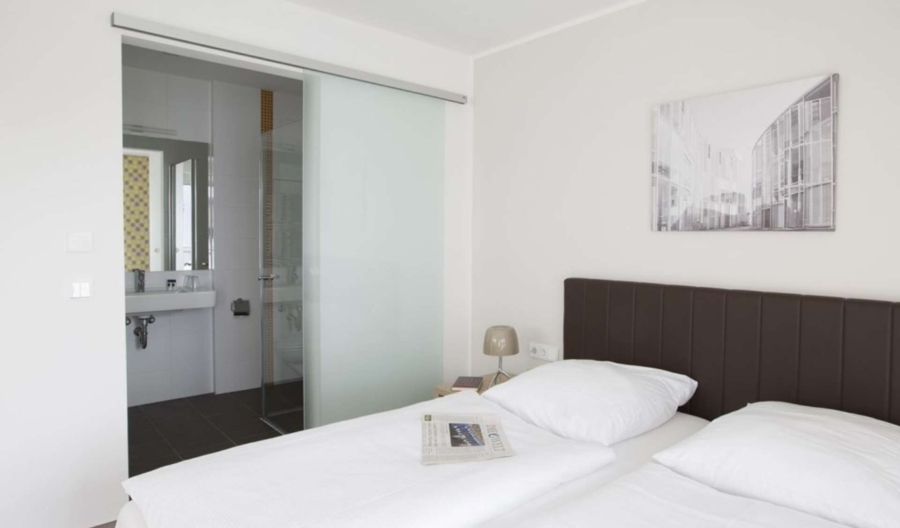 Estudio en Adlershof, Germany No. 16345