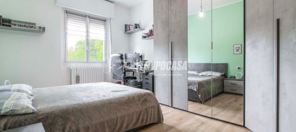 2 rooms Apartment in Paderno Dugnano, Italy No. 291530 5