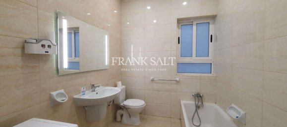 2 bedrooms Maisonette in Msida, Malta No. 7570 6