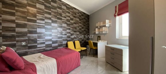 3 bedrooms Penthouse in Attard, Malta No. 11664 30