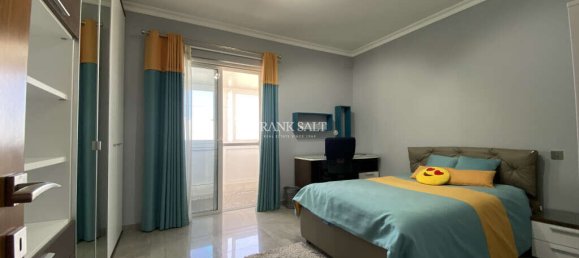 3 bedrooms Penthouse in Attard, Malta No. 11664 35