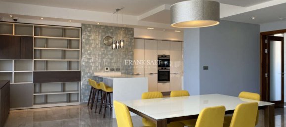 3 bedrooms Penthouse in Attard, Malta No. 11664 7