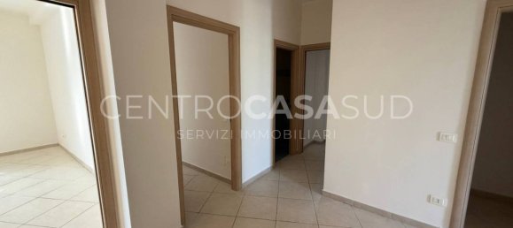 3 bedrooms Apartment in Giugliano in Campania, Italy No. 260758 2