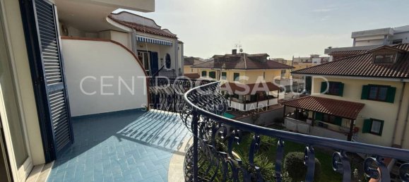 3 bedrooms Apartment in Giugliano in Campania, Italy No. 260758 10