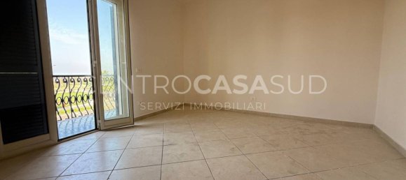 3 bedrooms Apartment in Giugliano in Campania, Italy No. 260758 6