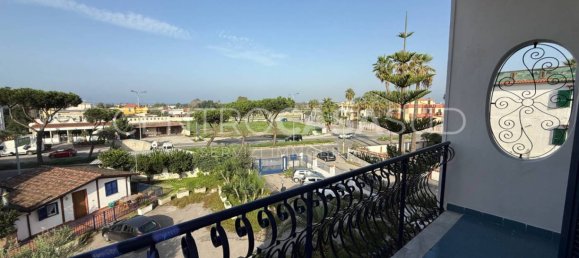 3 bedrooms Apartment in Giugliano in Campania, Italy No. 260758 4