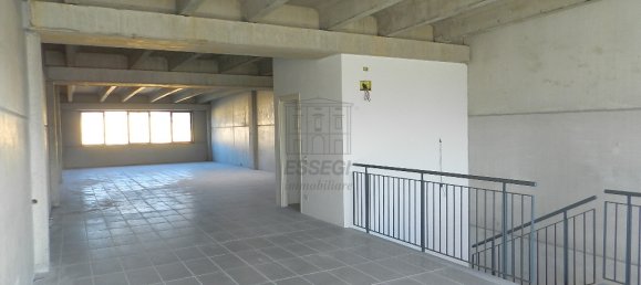400m² Warehouse in Lucca, Italy No. 116374 2