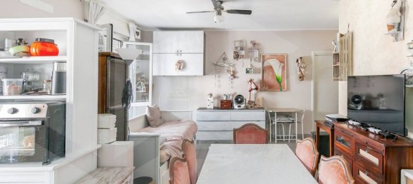 3-salle Appartement à Baranzate, Italy No. 34543 30