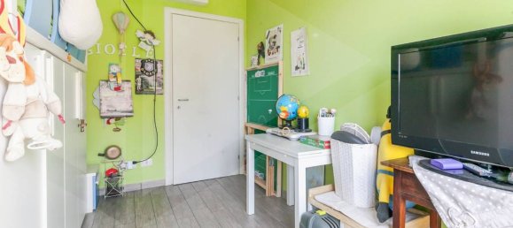 3-salle Appartement à Baranzate, Italy No. 34543 3