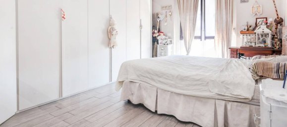 3-salle Appartement à Baranzate, Italy No. 34543 15