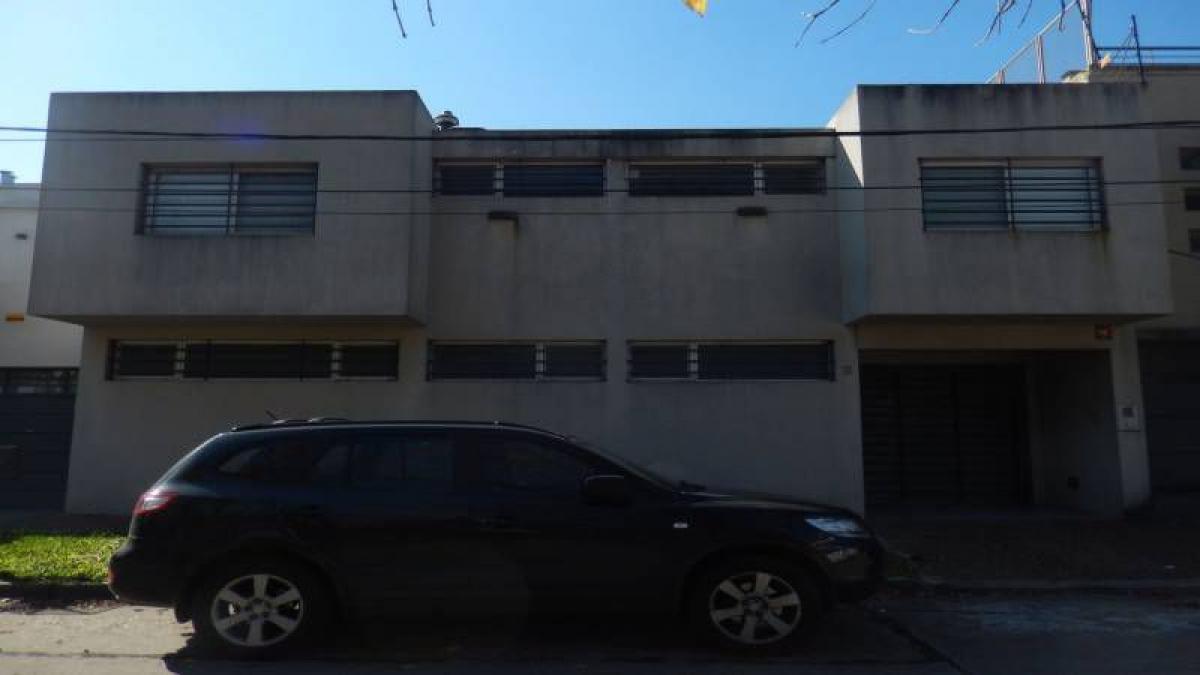 4 bedrooms House in Quilmes, Argentina No. 57328