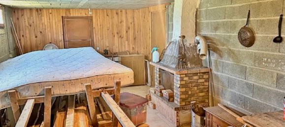 5 Schlafzimmer Haus in Pruniers, France, Nr. 215934 12