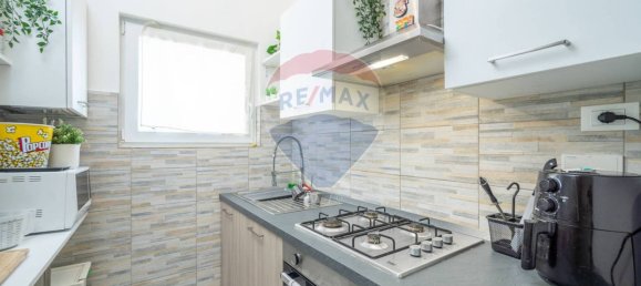 2 bedrooms Apartment in Trieste, Italy No. 18653 18