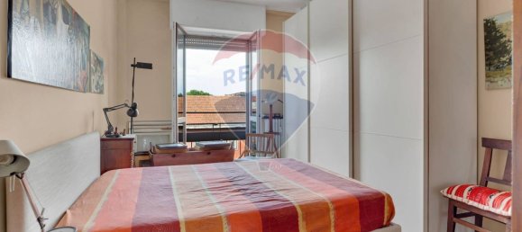 2 bedrooms Apartment in Milan, Italy No. 380069 6