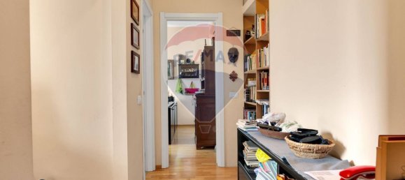 2 bedrooms Apartment in Milan, Italy No. 380069 16