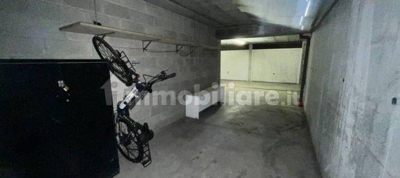 18m² Parking in Milan, Italy No. 338955 3