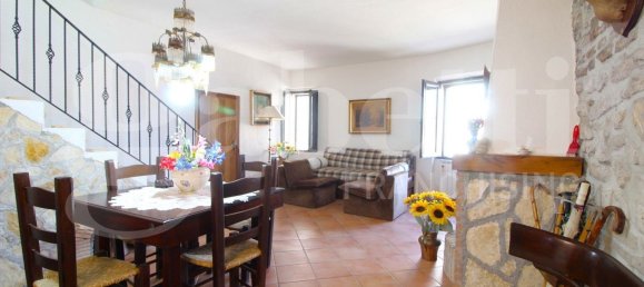 4 rooms Apartment in Abruzzo, Italy No. 287725 5
