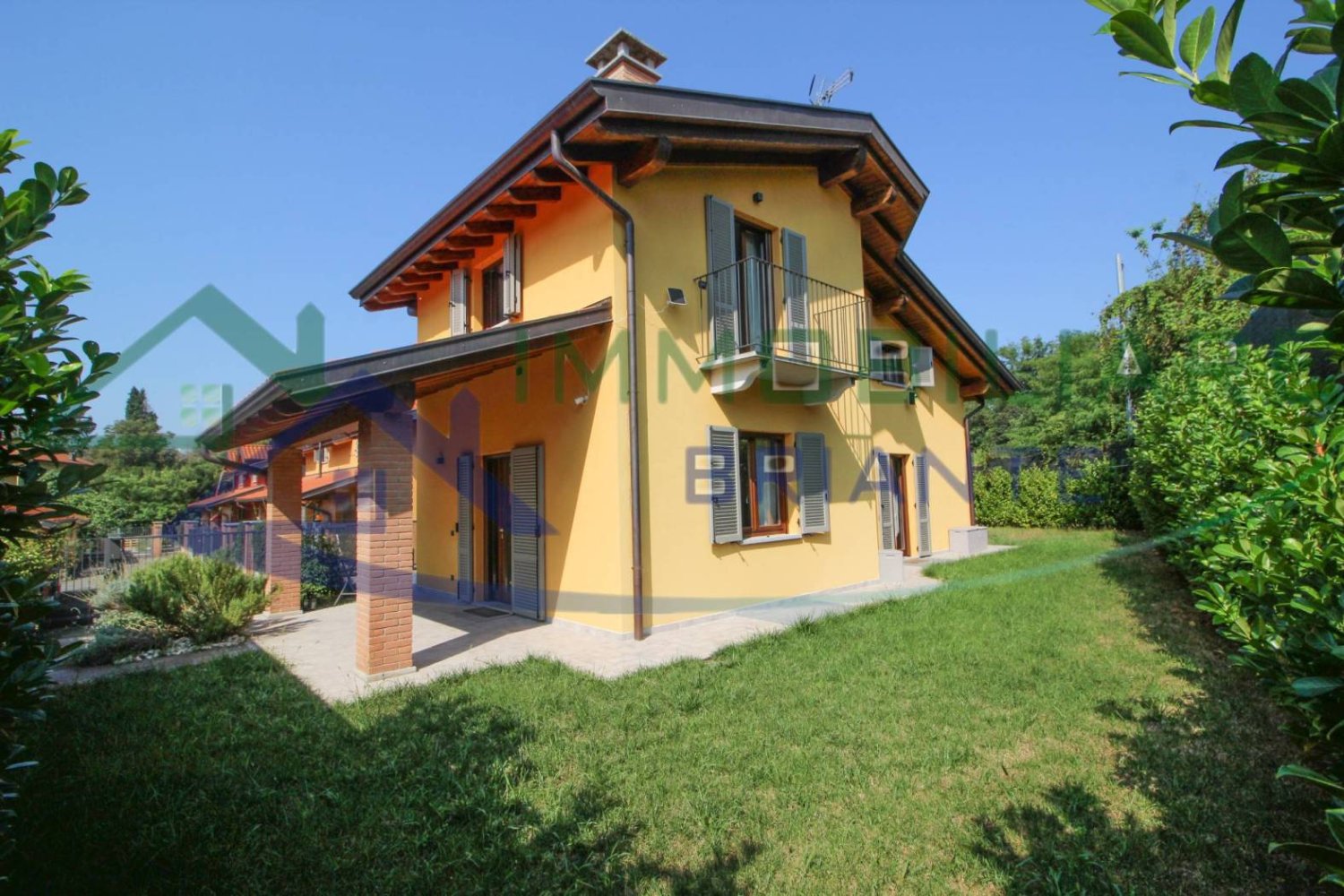 2 غرف نوم فيلا في Somma Lombardo, Italy رقم 108061