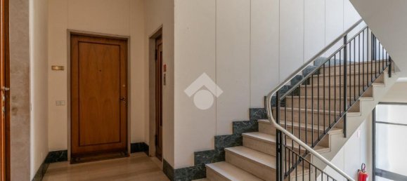 4 bedrooms Apartment in Milan, Italy No. 378844 24