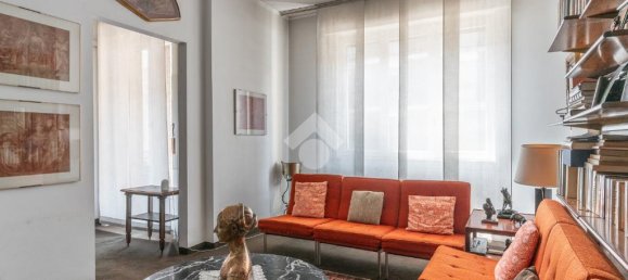 4 bedrooms Apartment in Milan, Italy No. 378844 20