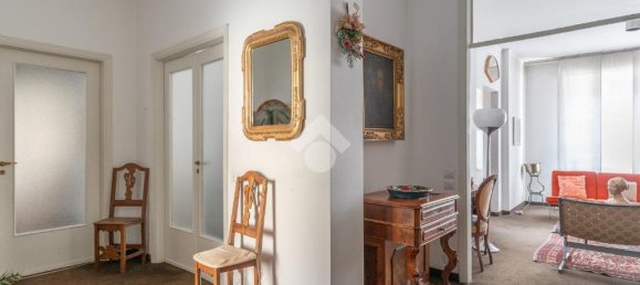 4 bedrooms Apartment in Milan, Italy No. 378844 26