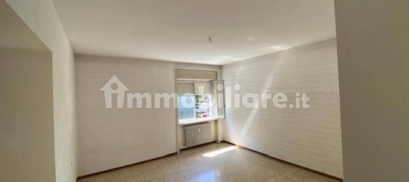 2 Schlafzimmer Wohnung in Castellanza, Italy, Nr. 303030 2