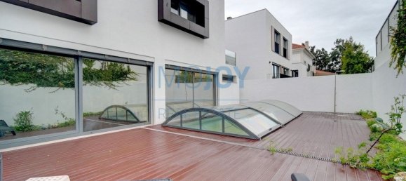 4 Schlafzimmer Haus in Oeiras, Portugal, Nr. 113712 3