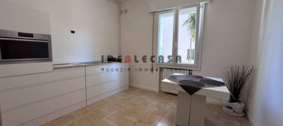 2 bedrooms Apartment in Selvazzano Dentro, Italy No. 270640 13