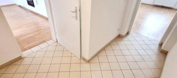 3 rooms Apartment in Hernals, Austria No. 123211 2