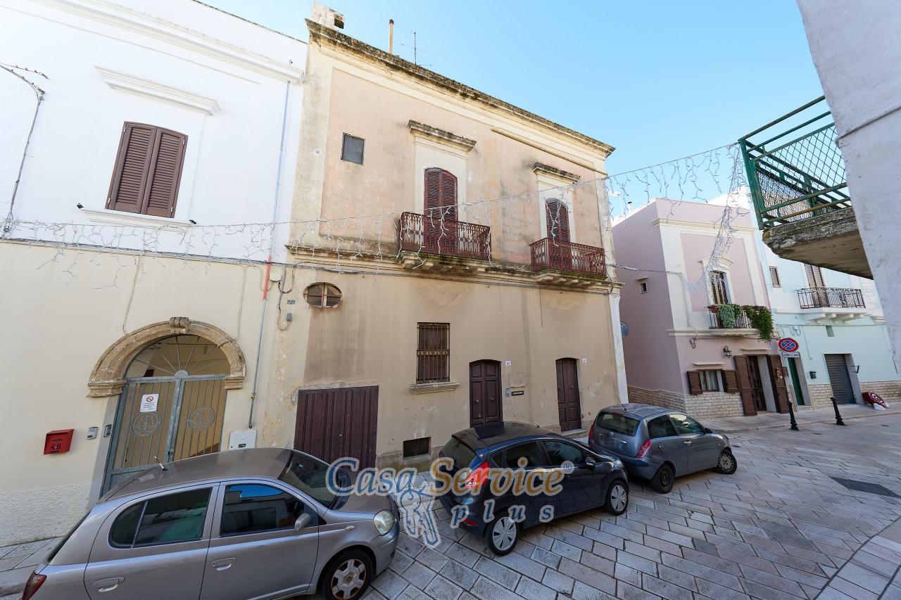 13 rooms Villa in Tuglie, Italy No. 232982