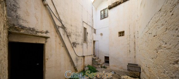 13 rooms Villa in Tuglie, Italy No. 232982 34