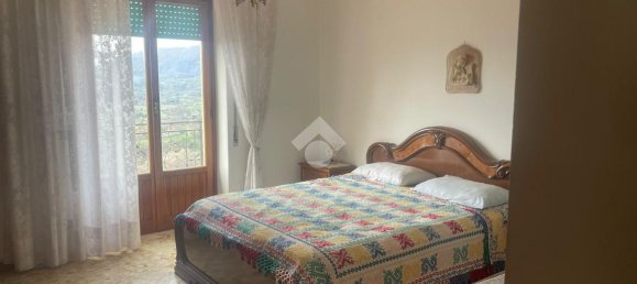 4-salle Villa à Olevano Romano, Italy No. 14819 15