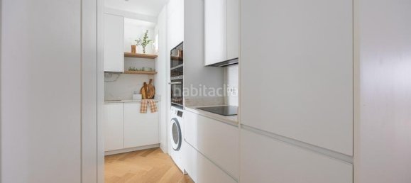 3 bedrooms Apartment in Madrid, Spain No. 154517 14