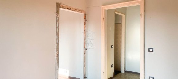 8-Zimmer Haus in Corana, Italy, Nr. 237000 4