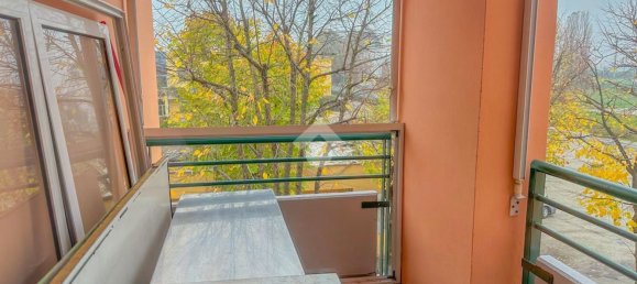 3 rooms Apartment in Parma, Italy No. 79368 5