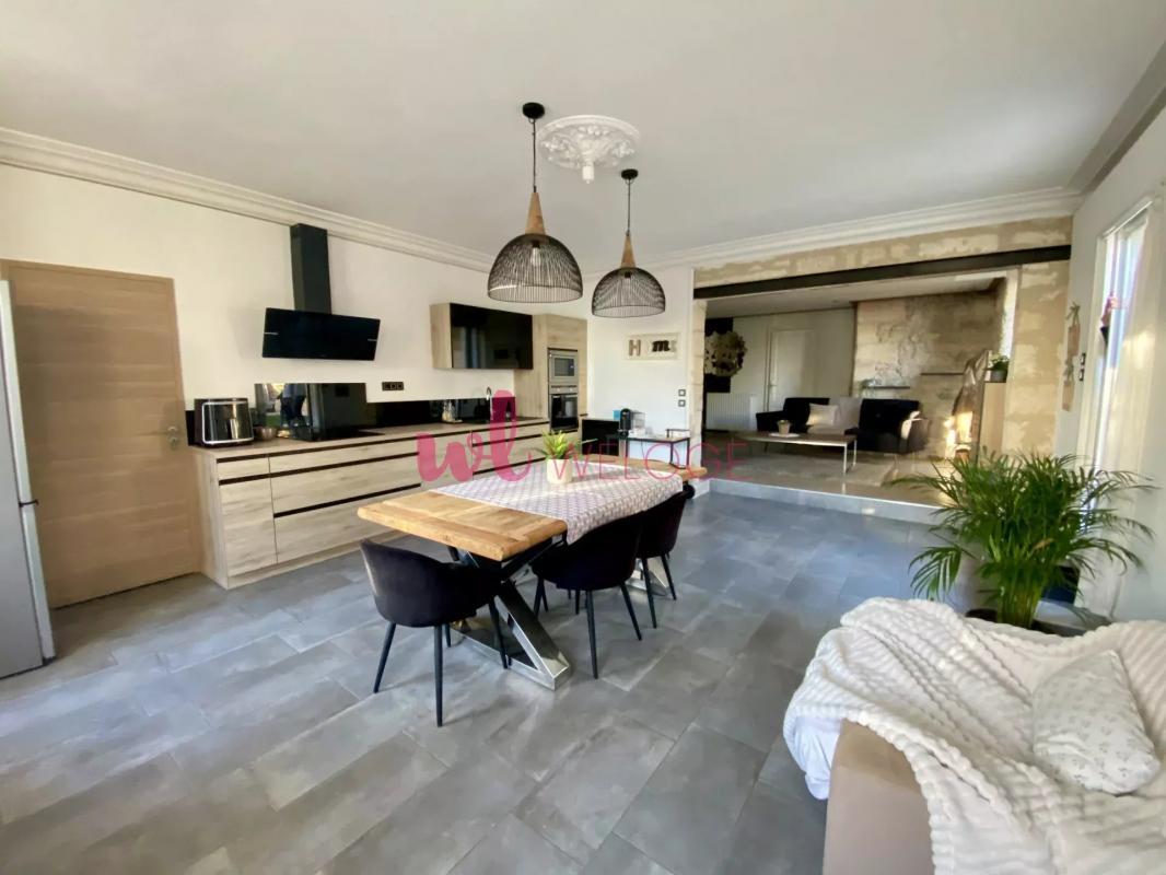 4 bedrooms House in Bourg, France No. 95805