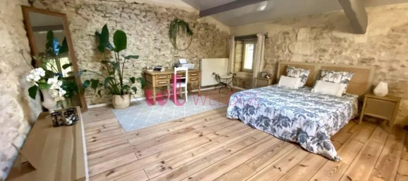 4 bedrooms House in Bourg, France No. 95805 11