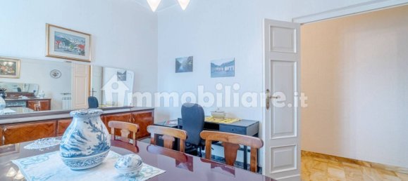 2 Schlafzimmer Wohnung in Genoa, Italy, Nr. 133944 7