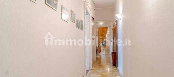 2 Schlafzimmer Wohnung in Genoa, Italy, Nr. 133944 23