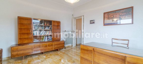 2 Schlafzimmer Wohnung in Genoa, Italy, Nr. 133944 12