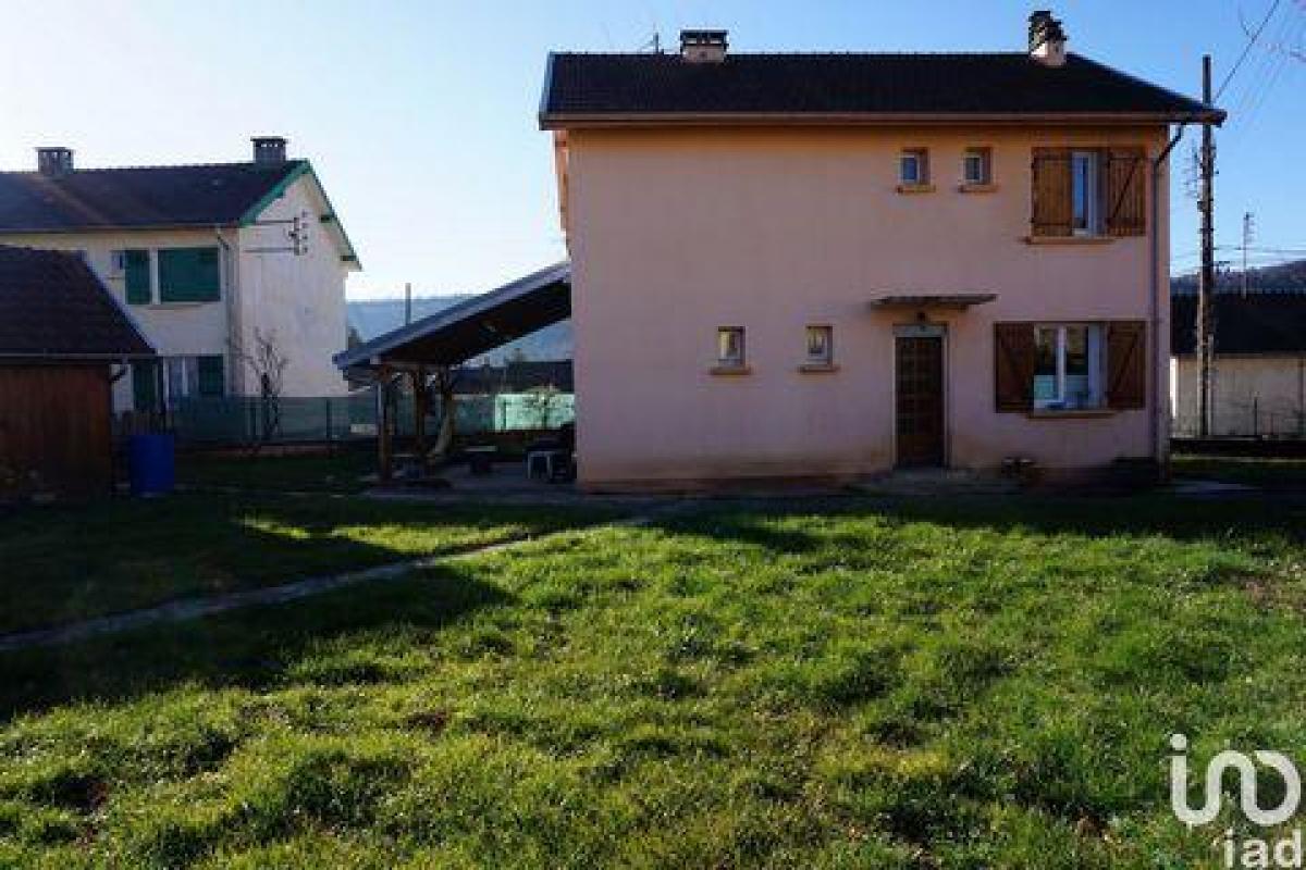 4 bedrooms House in Champagnole, France No. 28234