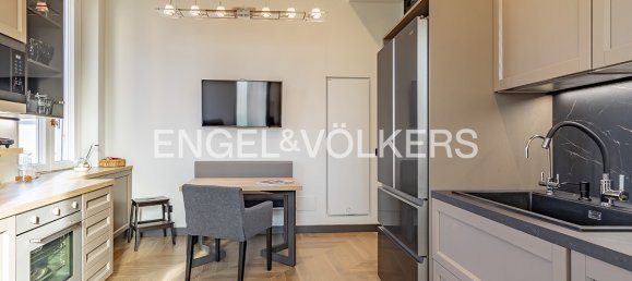 3 bedrooms Apartment in Rome, Italy No. 103461 9