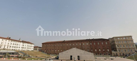 Propiedad comercial de 5 habitaciónes en Turin, Italy No. 91205 19