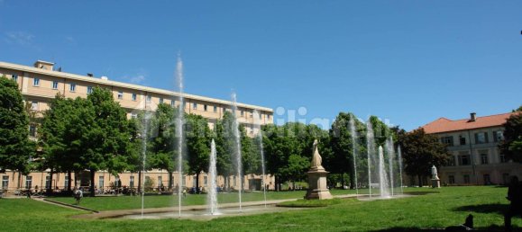 Propiedad comercial de 5 habitaciónes en Turin, Italy No. 91205 9