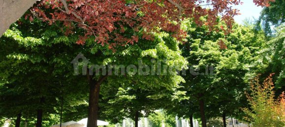 Propiedad comercial de 5 habitaciónes en Turin, Italy No. 91205 7