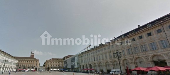 Propiedad comercial de 5 habitaciónes en Turin, Italy No. 91205 4