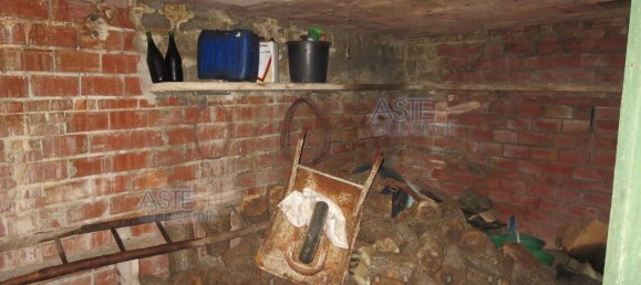 Grundstück in Serravalle Pistoiese, Italy 13669m², Nr. 379485 3